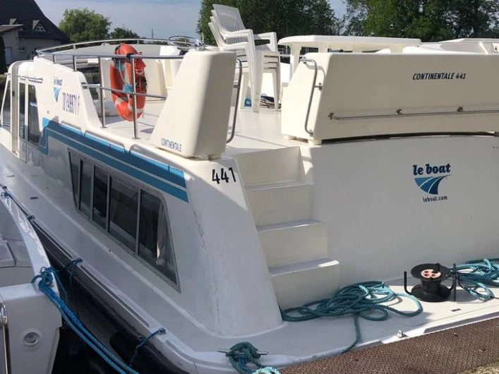 Le Boat Continentale in Saint-Gilles du Gard on SamBoat