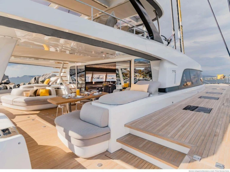 Boat rental Lagoon Lagoon Seventy 7 in Ajaccio on Samboat