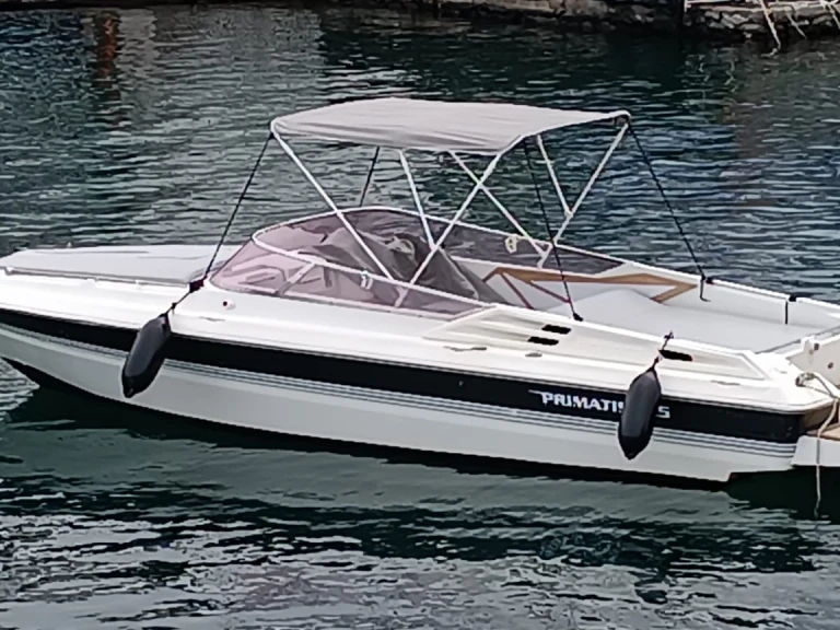 Yacht charter Catania cheap First 25