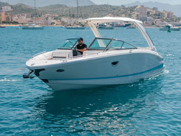 Boat rental Régal LS6 in Porticcio on Samboat