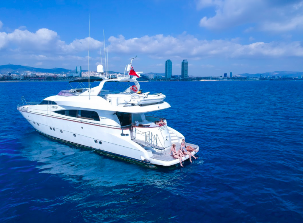 Rent a Yacht MOCHI CRAFT Elegance on board - SamBoat