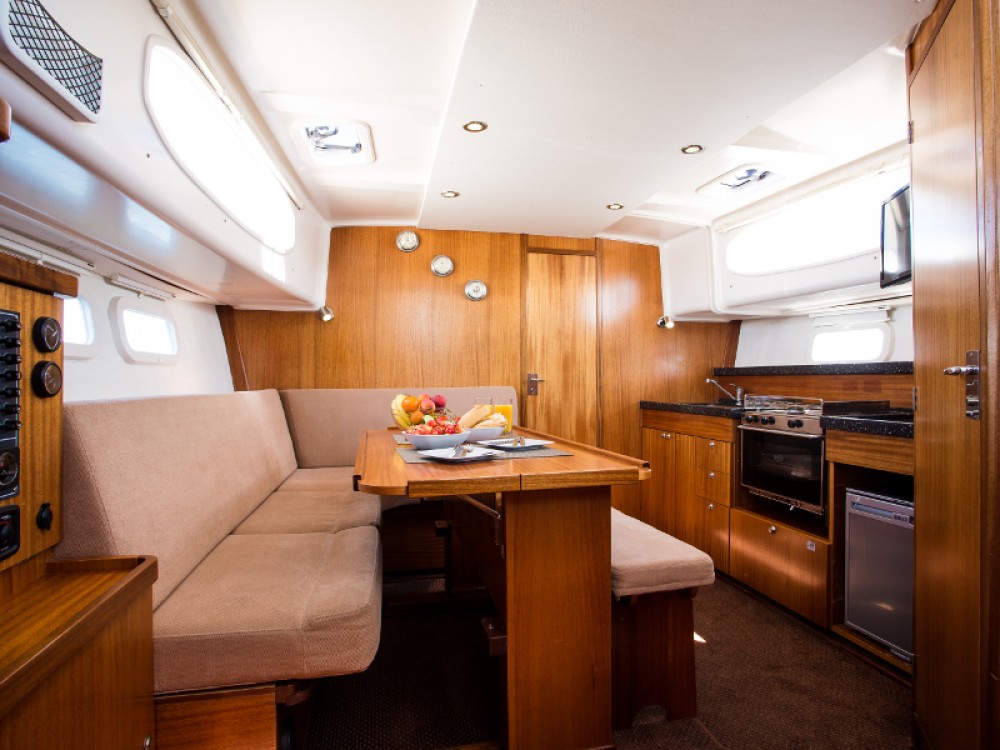 Rent A Motor Boat Delphia Nautika 1000 Vip Nautika 1000 Vip Samboat