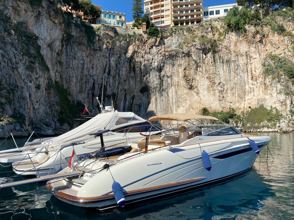 Rent A Motorboat Rivarama 44 Cruise On Litlle Dragon Samboat